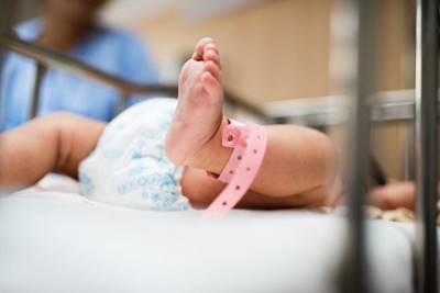 Статья 20. Государственная регистрация рождения ребенка, родившегося мертвым или умершего на первой неделе жизни